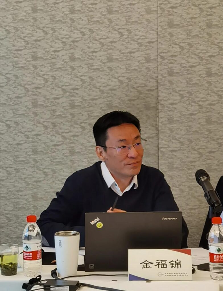 《建筑絕熱用石墨改性擠塑聚苯乙烯泡沫塑料板》標(biāo)準(zhǔn)項目第二次工作會議在北京召開-4-20230902093034